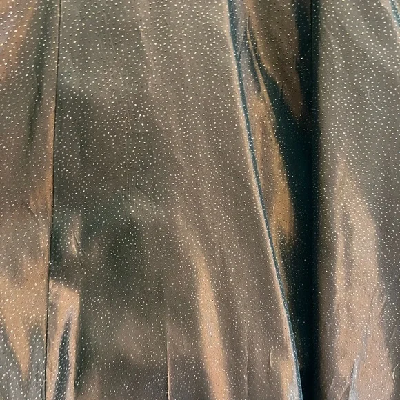 Bronze sparkly halter prom dress size 8. - Picture 2 of 4